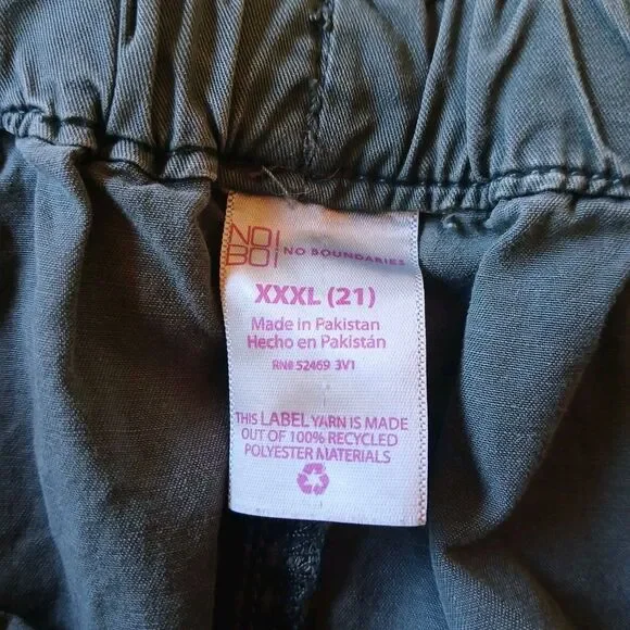 No Boundaries Shorts Womens XXXL (21) Green Casual Basic Loungewear Aesthetic - Picture 3 of 6